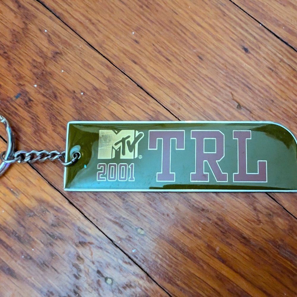 RARE MTV TRL TOTAL REQUEST LIVE 2001 KEYCHAIN